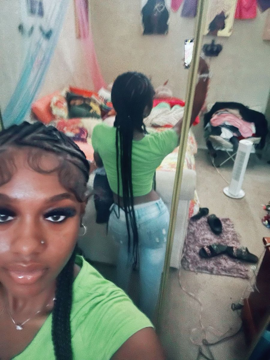 makyahmichelle's tweet photo. https://t.co/SAyzqI2G2x