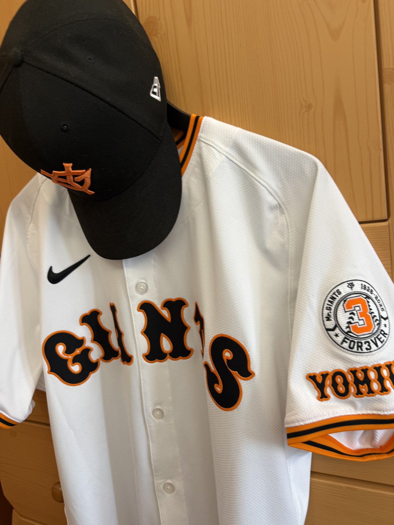 【激レア】長嶋茂雄さん　永久欠番 ユニフォーム Tシャツ 栄光の背番号3 激レア】長嶋茂雄さん 永久欠番 ユニフォーム Tシャツ 栄光の背