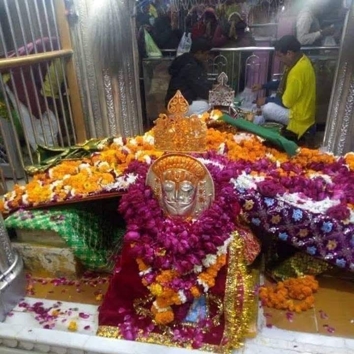 #जैसलमेर #लोकदेवताबाबारामदेव जी के मेले में रामदेवरा जाने वाले लोग किसी भी प्रकार का दान चढ़ावा चंदा नहीं दें, स्थानीय लोगों द्वारा की जा रही अवैध वसूली तत्काल बंद की जाए।
चंदा चोरों ने हर जगह धंधा बना कर रख दिया है
#जयबाबारी 🙏
<a href="/highlight/">highlight</a>