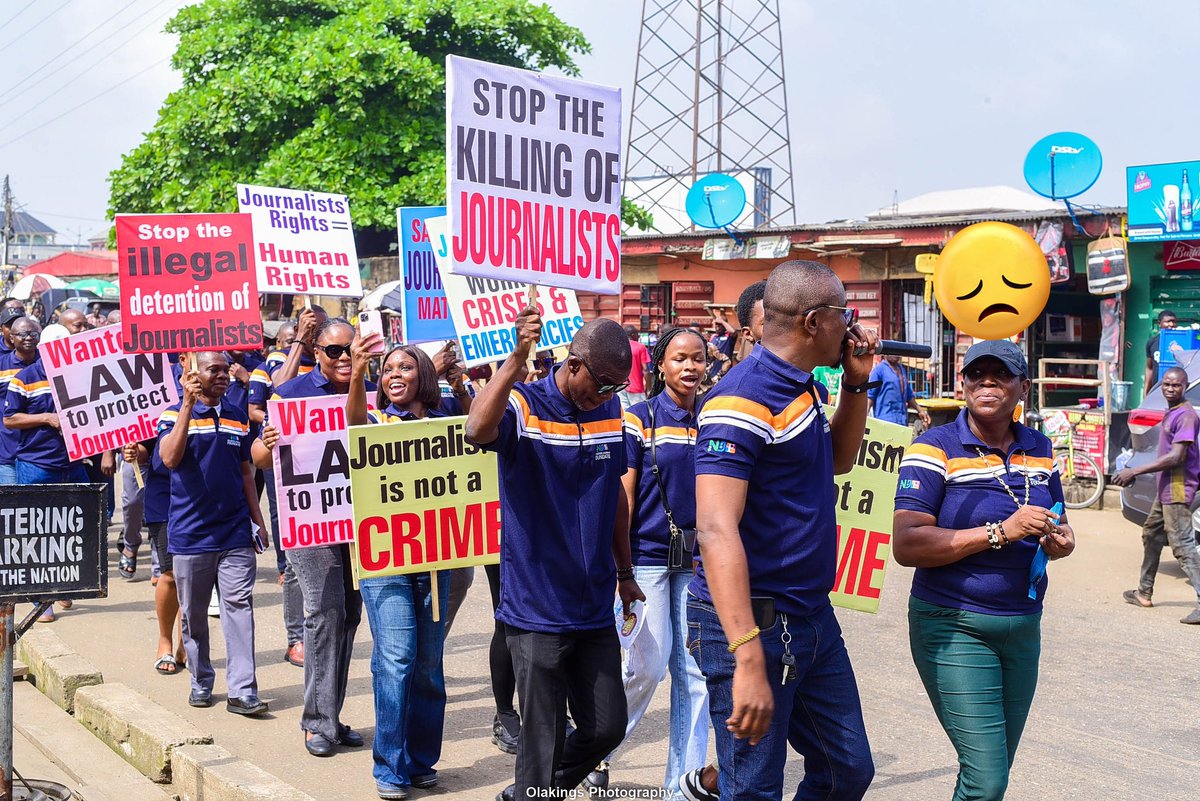 Alao Abiodun (@biodun_alao) on Twitter photo Your death is still shocking Madam Evelyn Osagie aka Evelyn D'Poet <a href="/speaktoevelyn/">Evelyn Osagie</a> — Assistant Editor (Arts) The Nation Newspaper (<a href="/TheNationNews/">The Nation Nigeria</a>) and Strategy Member for <a href="/TheNationFound/">The Nation Journalism Foundation</a>. May your gentle soul rest in peace.
🕊️ Your death is still shocking Madam Evelyn Osagie aka Evelyn D'Poet <a href="/speaktoevelyn/">Evelyn Osagie</a> — Assistant Editor (Arts) The Nation Newspaper (<a href="/TheNationNews/">The Nation Nigeria</a>) and Strategy Member for <a href="/TheNationFound/">The Nation Journalism Foundation</a>. May your gentle soul rest in peace.
🕊️