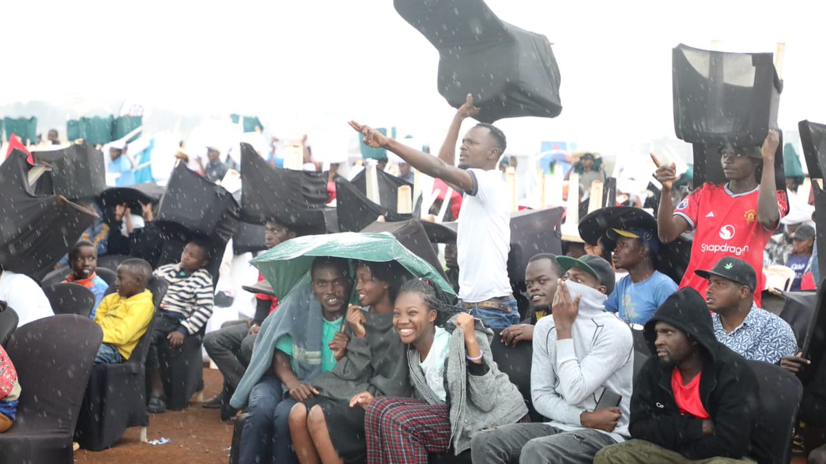 Kenya Film Classification Board (@infokfcb) on Twitter photo Fans brave the rain to watch the Zambia vs Kenya CHAN 2024 match live on the big screen courtesy of <a href="/InfoKfcb/">Kenya Film Classification Board</a> at Safari Rally Grounds, Kasarani.
#KFCBikoCHAN Fans brave the rain to watch the Zambia vs Kenya CHAN 2024 match live on the big screen courtesy of <a href="/InfoKfcb/">Kenya Film Classification Board</a> at Safari Rally Grounds, Kasarani.
#KFCBikoCHAN