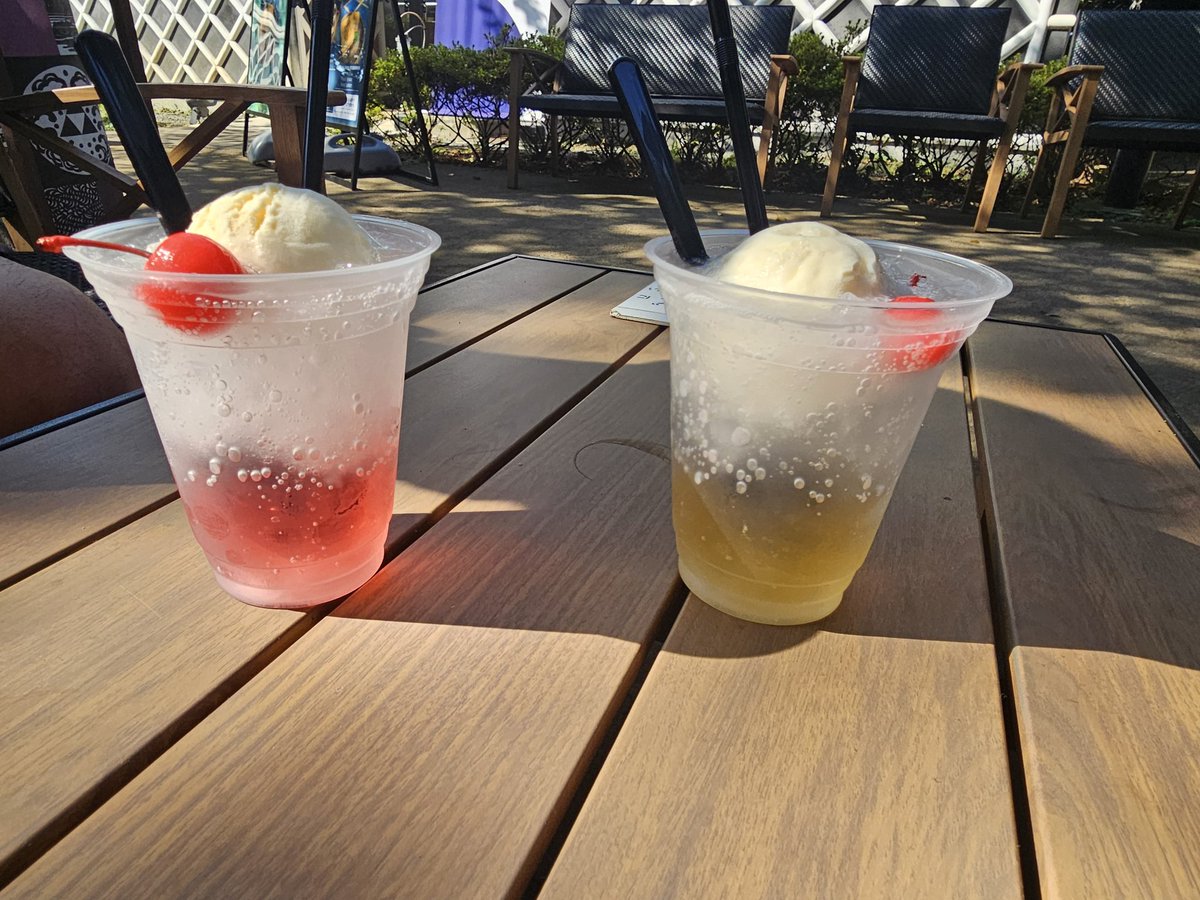 im95sj's tweet image. #에노시마 #요코하마

아침 10시부터 밤 9시까지 걸어다녔어요
😆