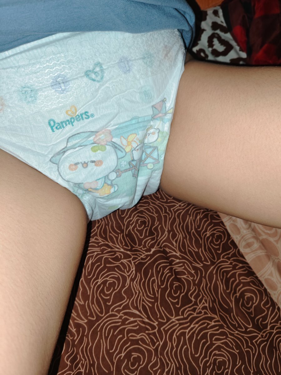 发现了一个相对显瘦的角度（指第一张）