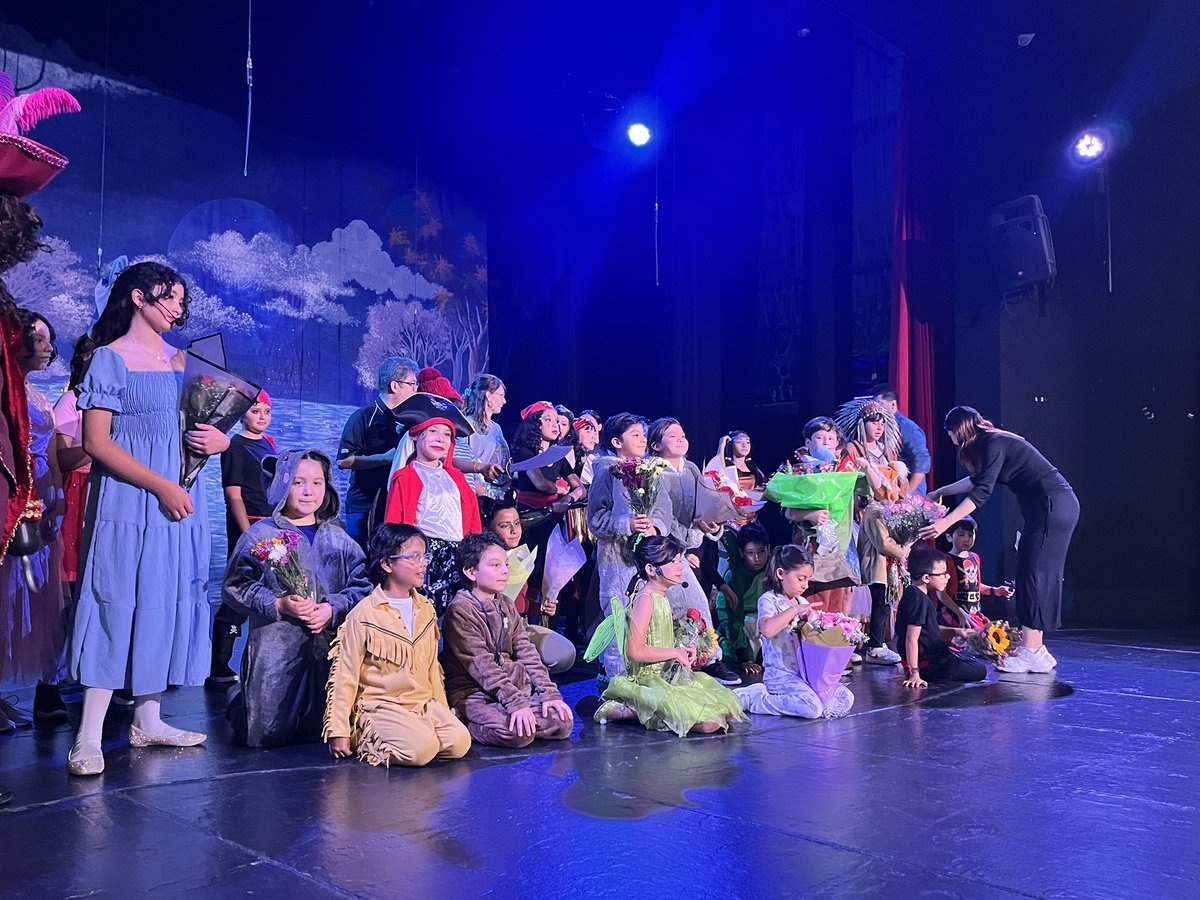 manumollevi's tweet photo. Amo tu entrega y verte feliz haciendo una de tus pasiones! Te amo campeón! Felicidades! #mm #peterpan https://t.co/9zkP91xA8H