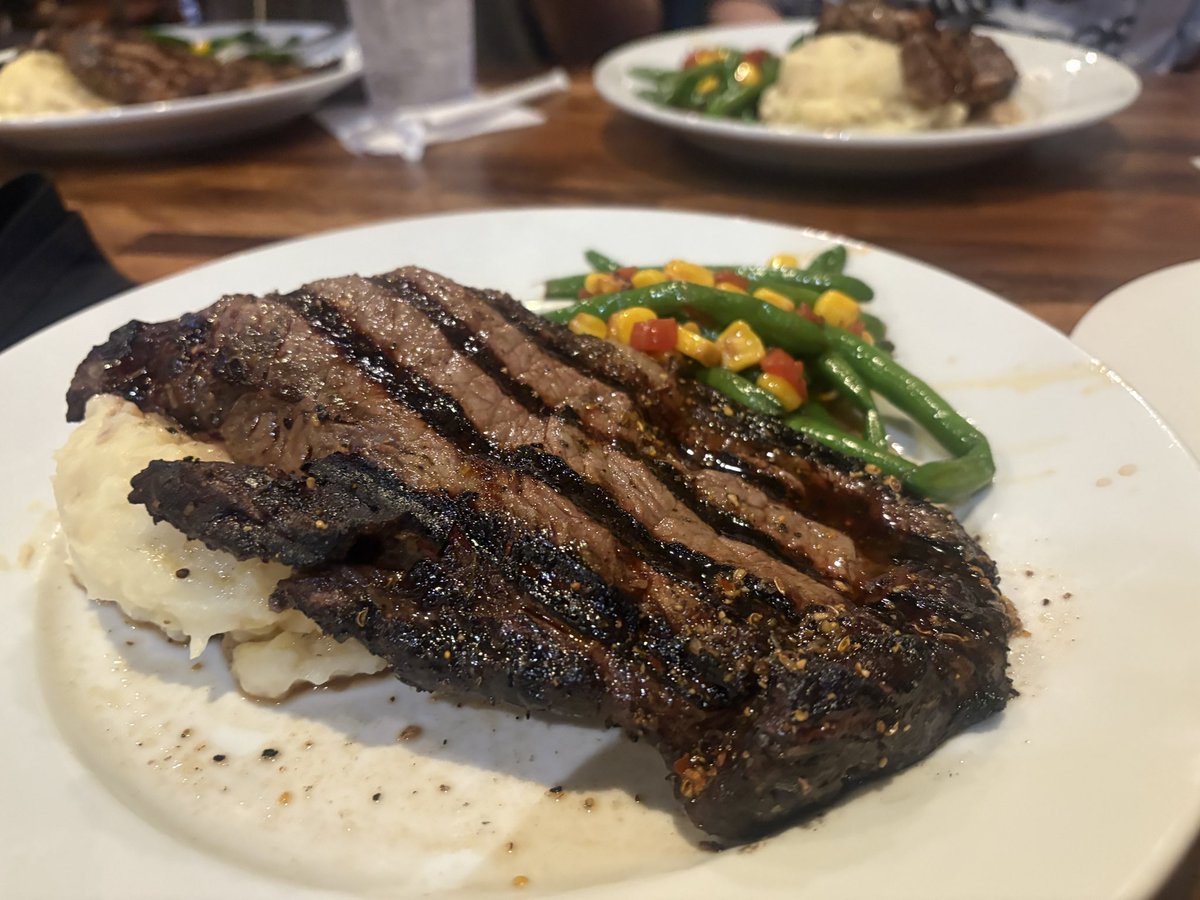 ムロ/muro tweet media