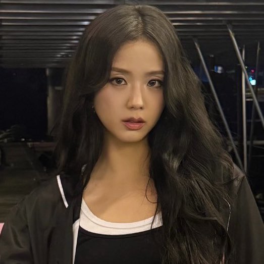 this is some INSANE level face card!