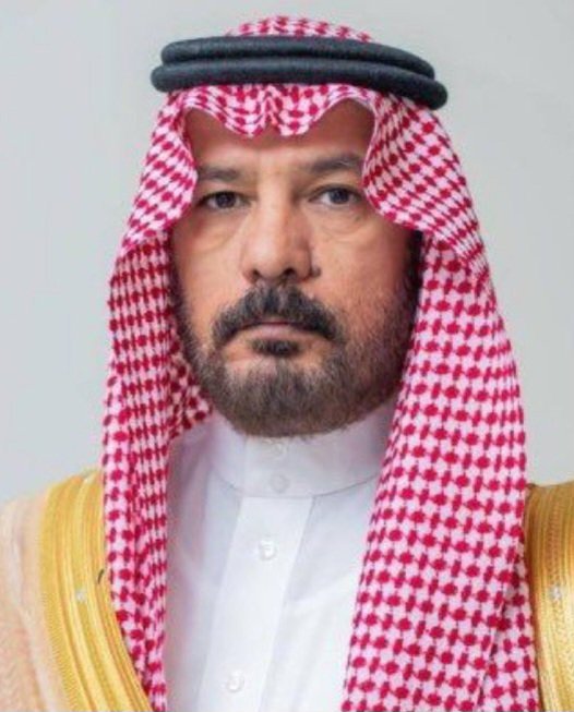 شجرةتفرعات قبيلةالسبعةمن ضنا عبيدمن بشرمن عنزة وتنقسم إلى عددةفروع رئيسية أبرزها فخوذها 
١- القمصة 
٢-الرسالين 
٣-المصاربة
٤-المواهيب
٥-الموا يقة
٦-المسكا 
٧-البيايعة
٨-العبادات
٩-الدوام
١٠-الرماح
١١-الوثرة
١٢-العرفا
ونخوتهم القبيلة هي "أهل العرفا". 
وشيخ شمل مطشر بن طراد المرشد