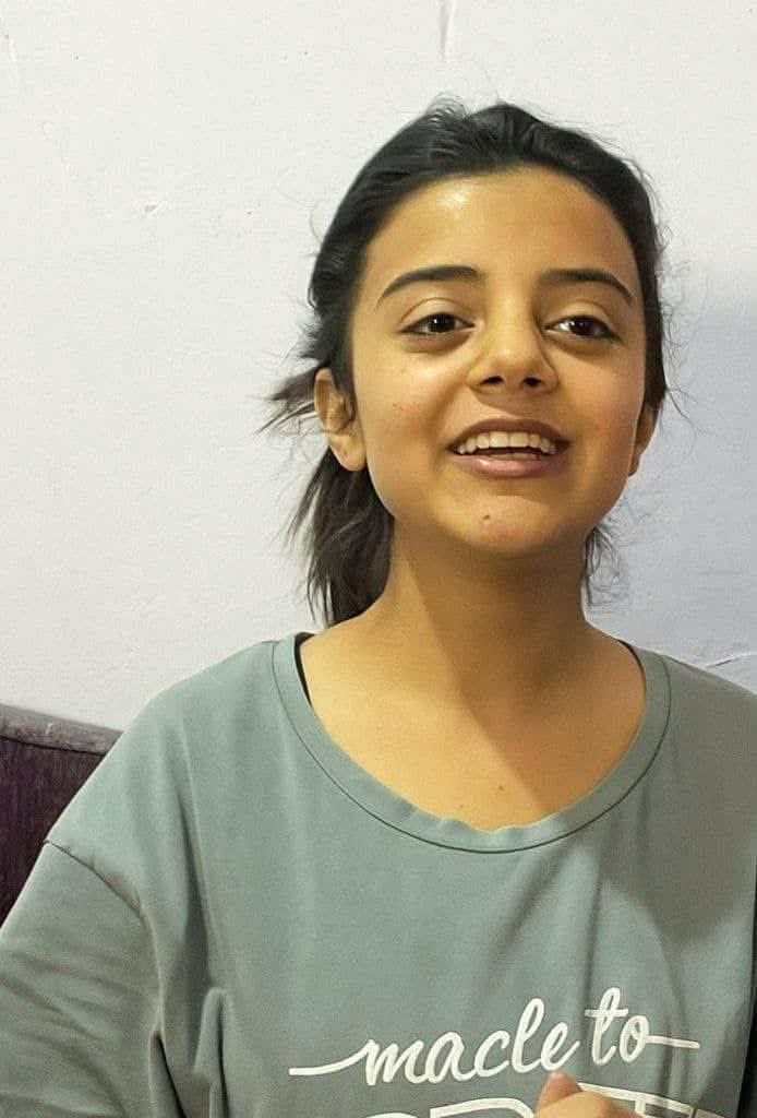 #حلب

منظمة "الشبيبة الثورية" التابعة لميليشيا #قسد أقدمت على اختطاف القاصرة "نوجان أحمد خليل" البالغة من العمر 14 عاماً، والمنحدرة من قرية كورزيلة بريف #عفرين، وذلك من حي #الشيخ_مقصود بمدينة #حلب، بهدف تجنيدها قسراً ضمن صفوفها.

#قسد_تخطف_الاطفال