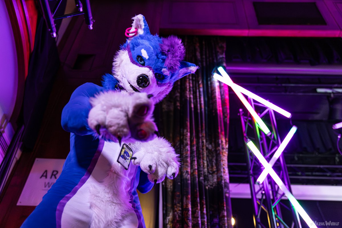 🪩 Join the Dancefloor!

🦊<a href="/Theron_Floof/">Theron</a> 
#Awoostria2025