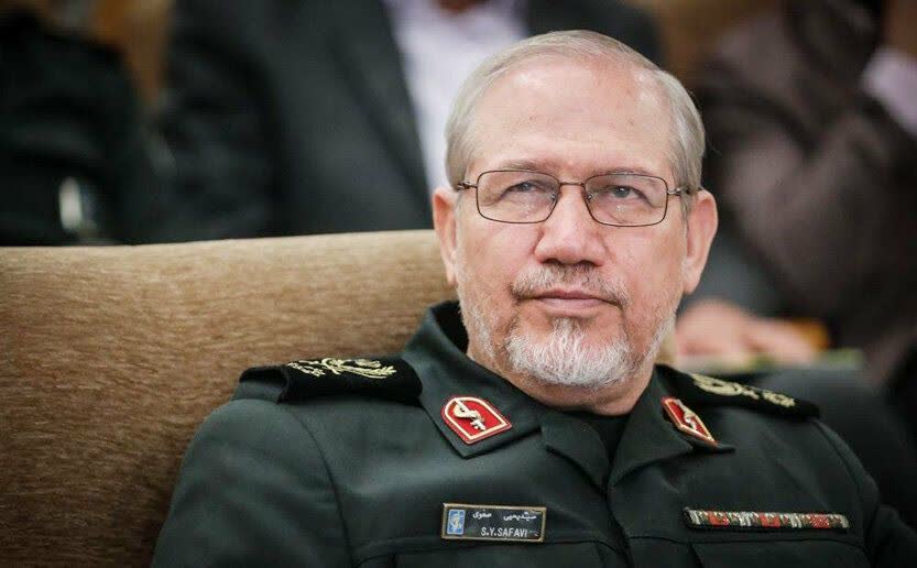 #عاجل
🔻 اللواء رحيم صفوي: أفضل دفاع هو الهجوم.  
🔻يجب أن نعتمد استراتيجية الهجوم.  
🔻قد تشتعل حرب جديدة بين إيران وإسرائيل في أي لحظة.  

#إيران #إسرائيل