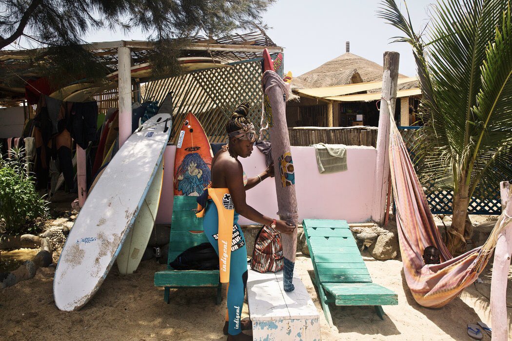 thejpgvibe's tweet photo. ‘wave riders of dakar’
dakar, senegal. 2016. 📸 malin fezehai https://t.co/HHj41WrOi0