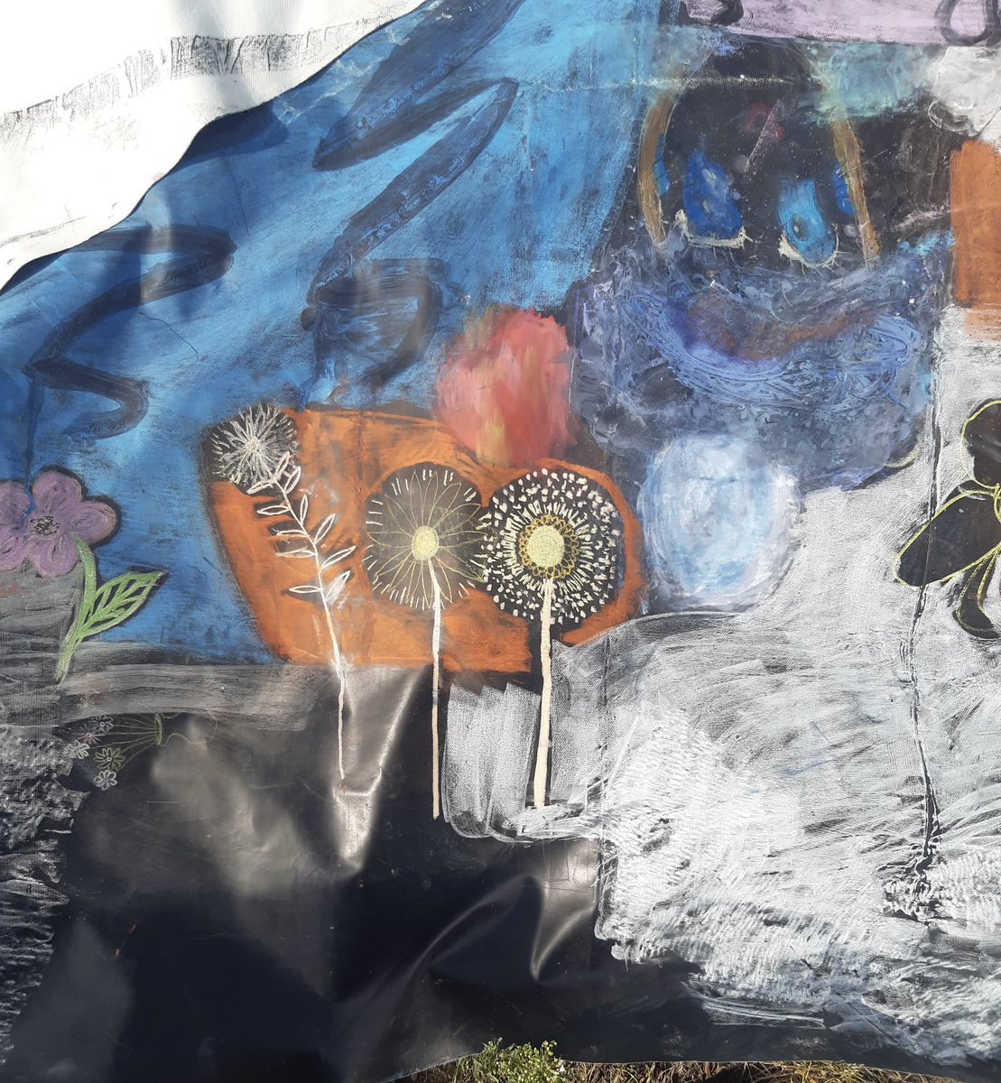 Part of a wonderful piece of art made by asylum seekers and their friends at our house yesterday with kind encouragement <a href="/artrefugeuk/">Art Refuge 🧡</a> Yet another example of deeply gifted people offering kindness and encouragement in Calais.