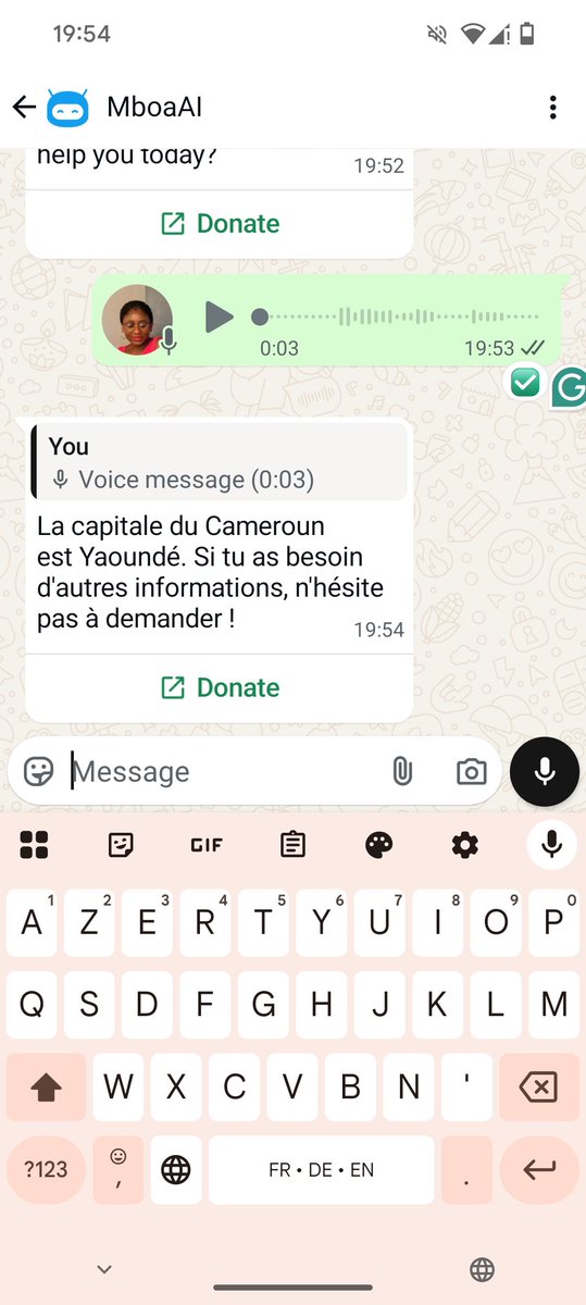 WhatsApp est utilisé par presque tout le monde. En plus, il est doté d’outils de développement très avancés et offre la possibilité d’intégrer des moyens de paiement. Cela permet de créer des outils personnalisés capables de toucher un grand nombre de personnes.
C’est pour ça