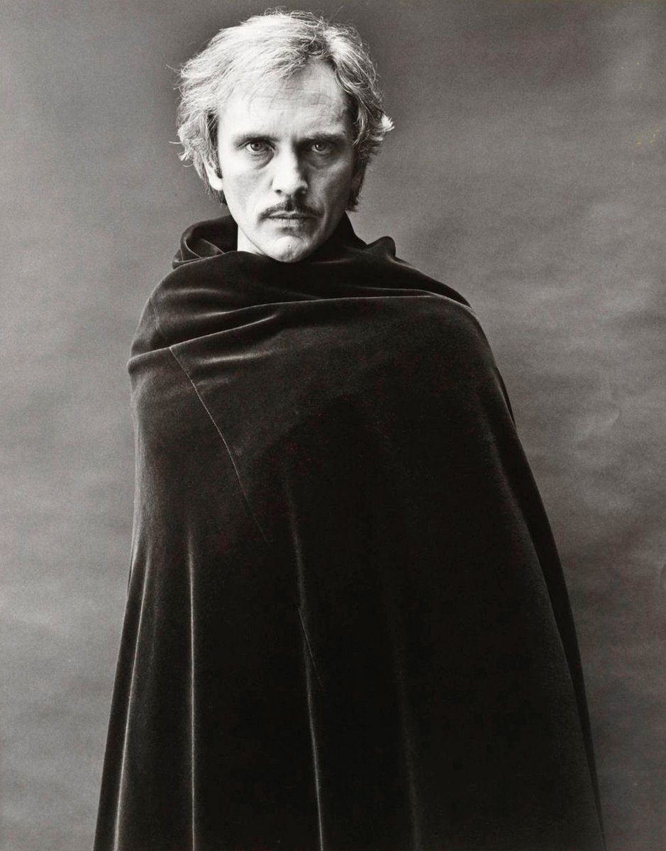 MenschOhneMusil's tweet photo. R.i.P #TerenceStamp (22 July 1938 – 17 August 2025), Photo by Lord Snowdon, 1978. https://t.co/IESmra0dKy
