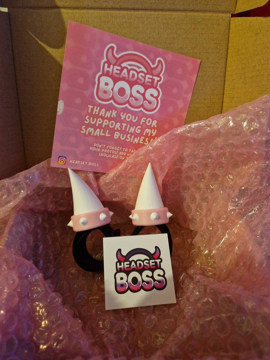 DjWolfie01 -Vtuber - Twitch - Gamer- Streamer-18+ (@djwolfietwitch) on Twitter photo Loving my new headset horns from <a href="/HeadsetBoss/">HeadsetBoss</a> I can't wait to get some more. If anyone needs some really cool horns for there headsets please check them out. They are well worth it Loving my new headset horns from <a href="/HeadsetBoss/">HeadsetBoss</a> I can't wait to get some more. If anyone needs some really cool horns for there headsets please check them out. They are well worth it