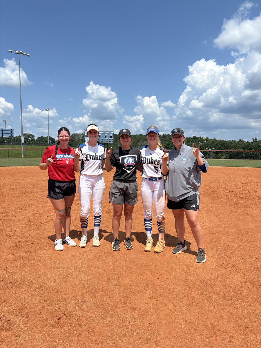 Parker Stubbs (@parkerstubbs16) on Twitter photo Had a great time at UWG! Go wolves!!
<a href="/UWGSoftball/">West Georgia Softball</a> <a href="/FLImpactYates/">Florida Impact-Yates/Lingle</a> <a href="/JayciMapes2027/">Jayci Mapes</a> Had a great time at UWG! Go wolves!!
<a href="/UWGSoftball/">West Georgia Softball</a> <a href="/FLImpactYates/">Florida Impact-Yates/Lingle</a> <a href="/JayciMapes2027/">Jayci Mapes</a>