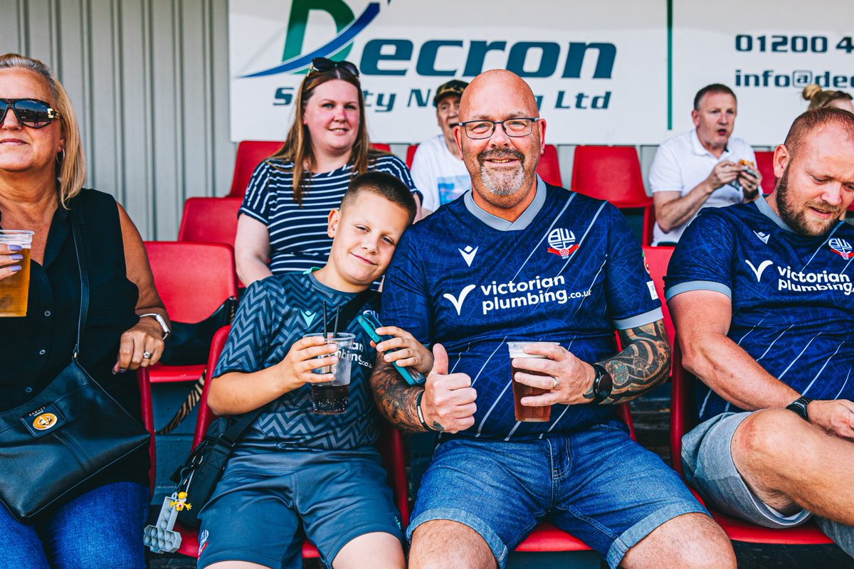 Not our day, but positives to take and learnings to work on 🧱

Magnificent to see so many of you backing the team in your numbers once again this afternoon - thank you 🤍

Onto Wednesday 🫡

#bwfc