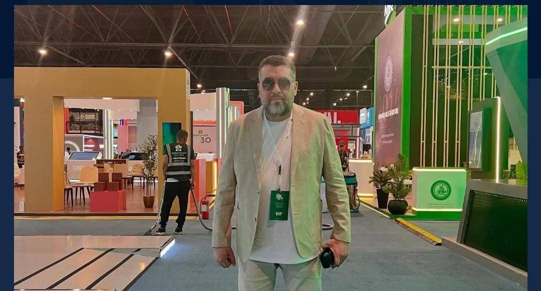 لك أن تتخيل منصة إعلامية عربية رقمية تعمل وفق خوارزميات ذكية مدعومة كلياً بالذكاء الاصطناعي الوحيدة من نوعها في العالم والشرق الأوسط تعمل وفق أحدث التقنيات الحديثة #منصة_صوت_العرب الرقمية كن على الموعد <a href="/malarab1/">محمد العرب</a> <a href="/Zytheon_Ai/">Zytheon</a> #بان_قضية_رأي_عام #بان_ليست_انتحار