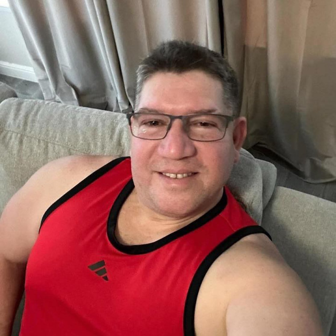 🇺🇸 ROBERT GUZMÁN | FROM CHAVISMO TO HOUSTON 🚨 Former manager of PDVSA in #Venezuela Gas Anaco, accomplice of the “Greengrocer” and part of the same circle linked to the Flores family. 📍 Location in #Houston, Texas