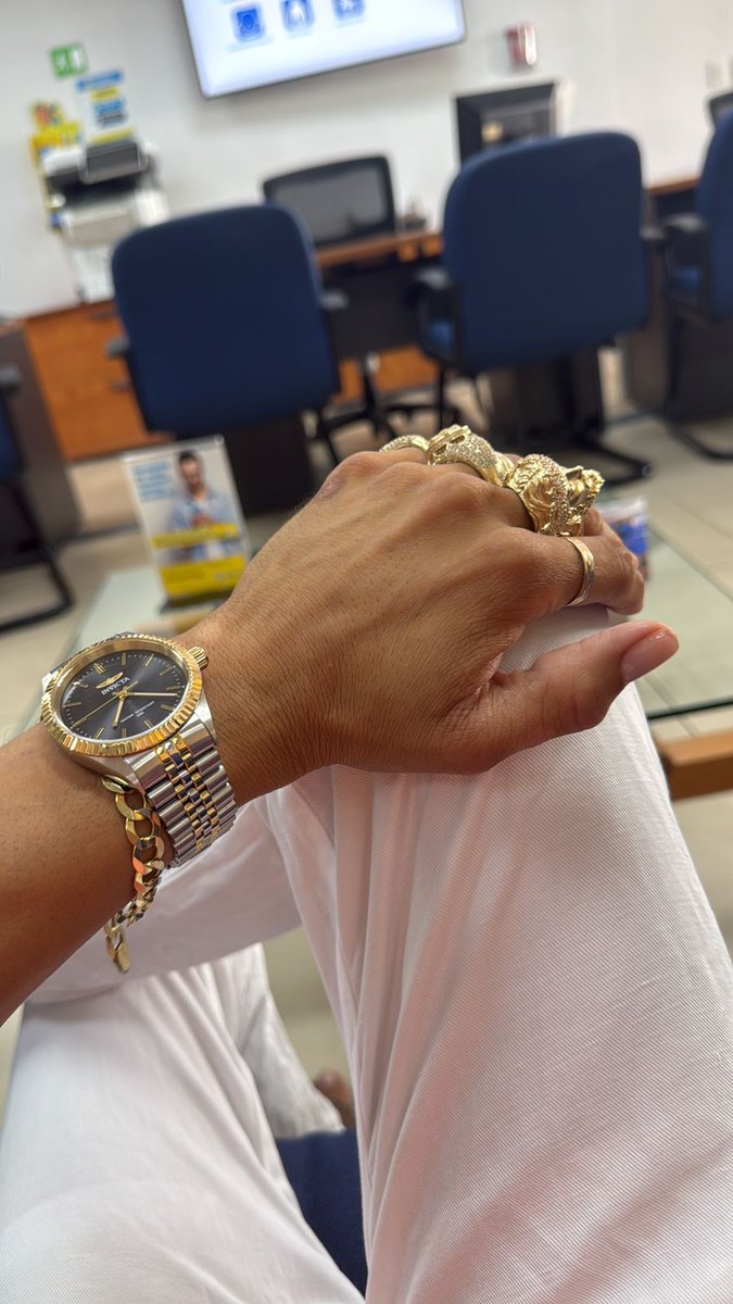 yeuri de la cruz tweet media