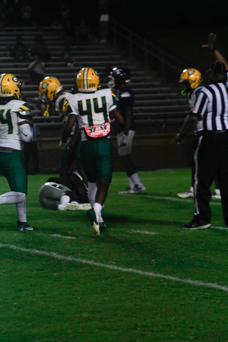 706tre__'s tweet photo. #RTG @GriffinHighFB https://t.co/8MEipBf1zf