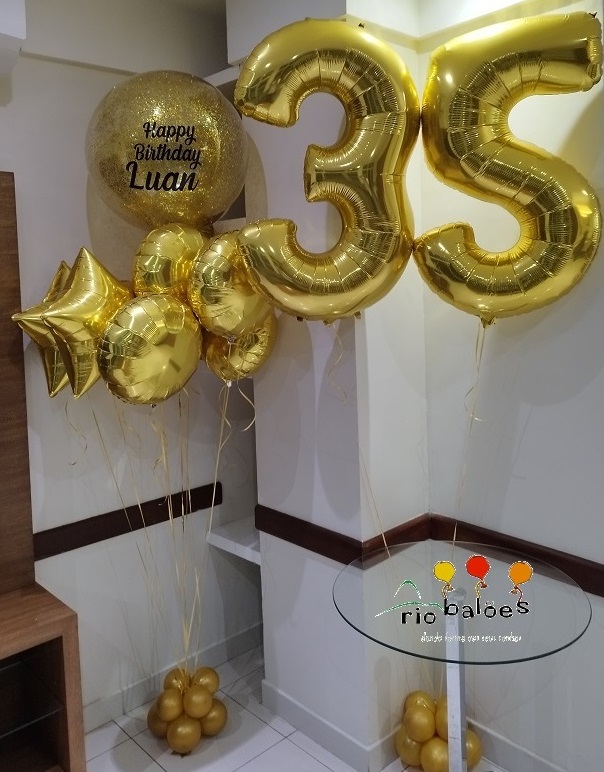 riobaloes's tweet photo. 🎉✨ Celebração dos 35 anos do Luan em grande estilo! ✨🎉

Uma decoração especial e sofisticada em dourado para marcar este momento único.

Balões personalizados que trouxeram brilho, leveza e aquele toque de elegância que só a *Rio Balões* sabe fazer. 🥂🎈

#RioBaloes https://t.co/JTWDrOkI9H