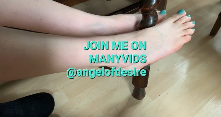 angelofdesirex's tweet photo. Follow me for more ...
#footfetish #feetlover #feetworship #footmodel #manyvidsstar #manyvidsmodel https://t.co/AJUlRW8wBI