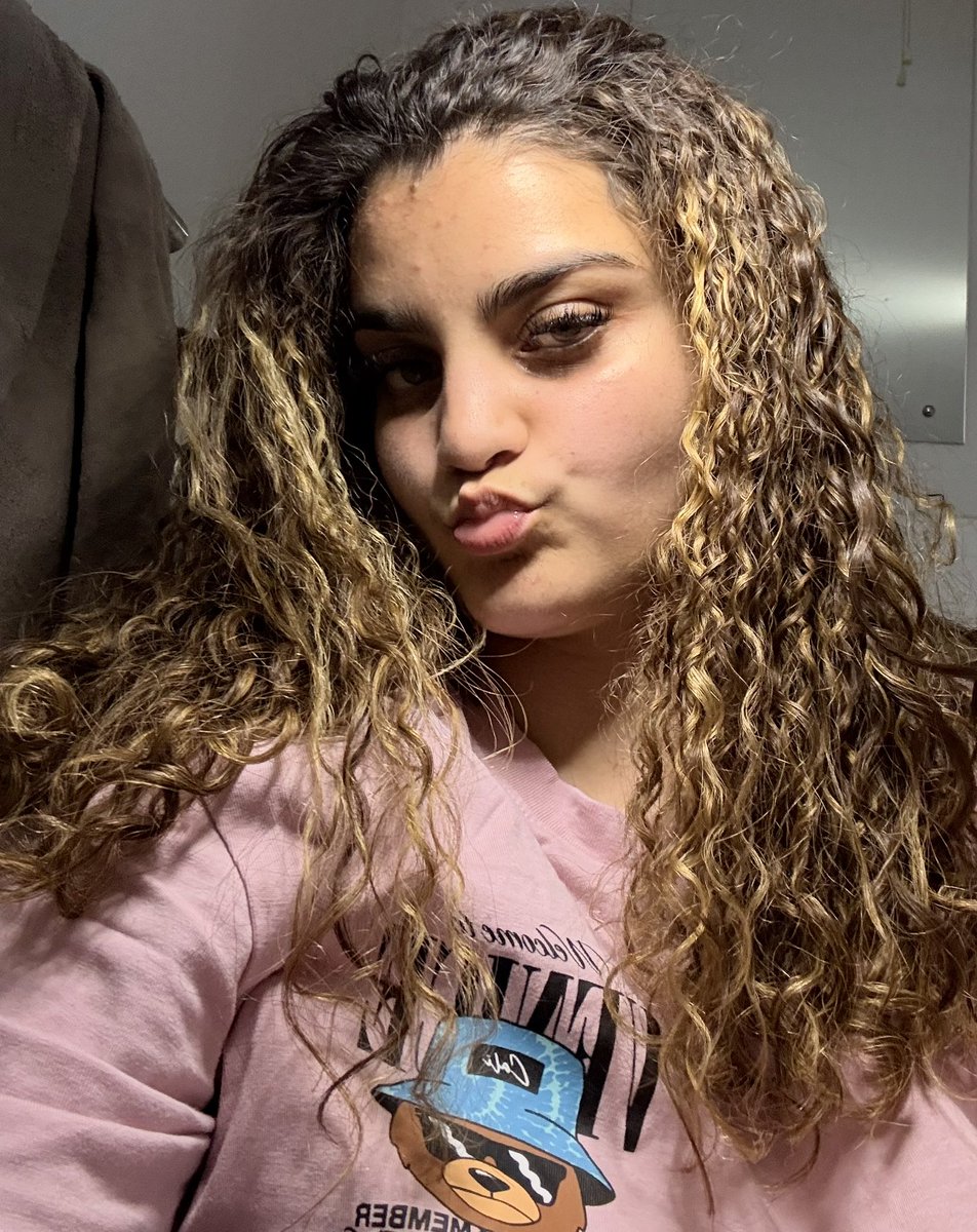 LeadHostSarah tweet media