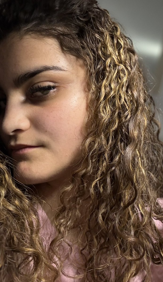 LeadHostSarah tweet media