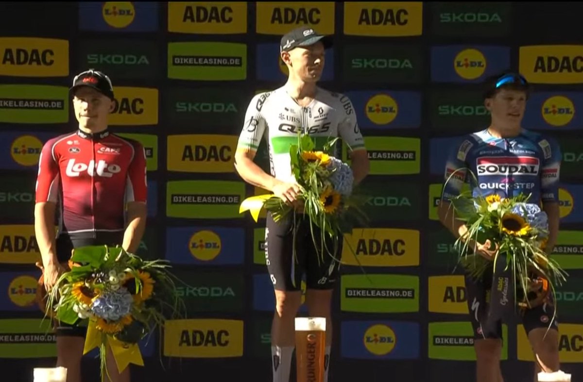 DeportesVMLuis's tweet photo. #cyclassics Hamburgo 2025 https://t.co/p09QNZn4ub