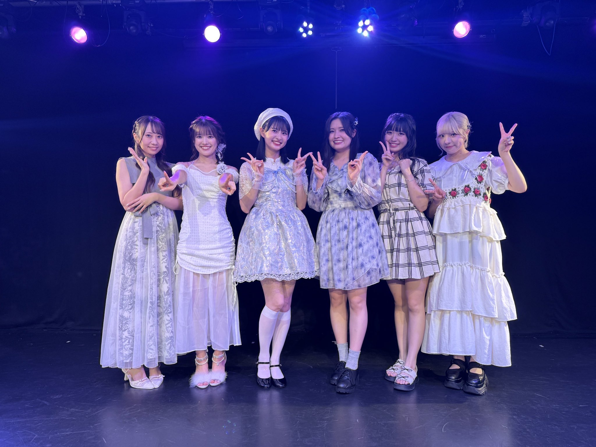 honoページ Hitachi ZX200, ZX200-3, & ZX210 Bushing at H-Link | HW Part