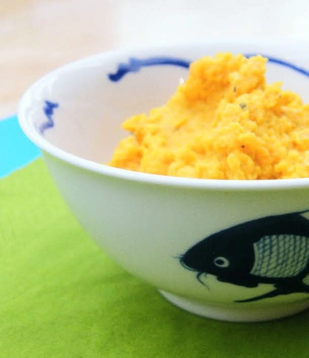 tinnedtoms's tweet image. Today's recipe is roasted carrot hummus. Delicious on sandwiches with salad, on wraps with roast veg or on crackers or oatcakes.
tinnedtomatoes.com/2011/09/roaste…
#hummus