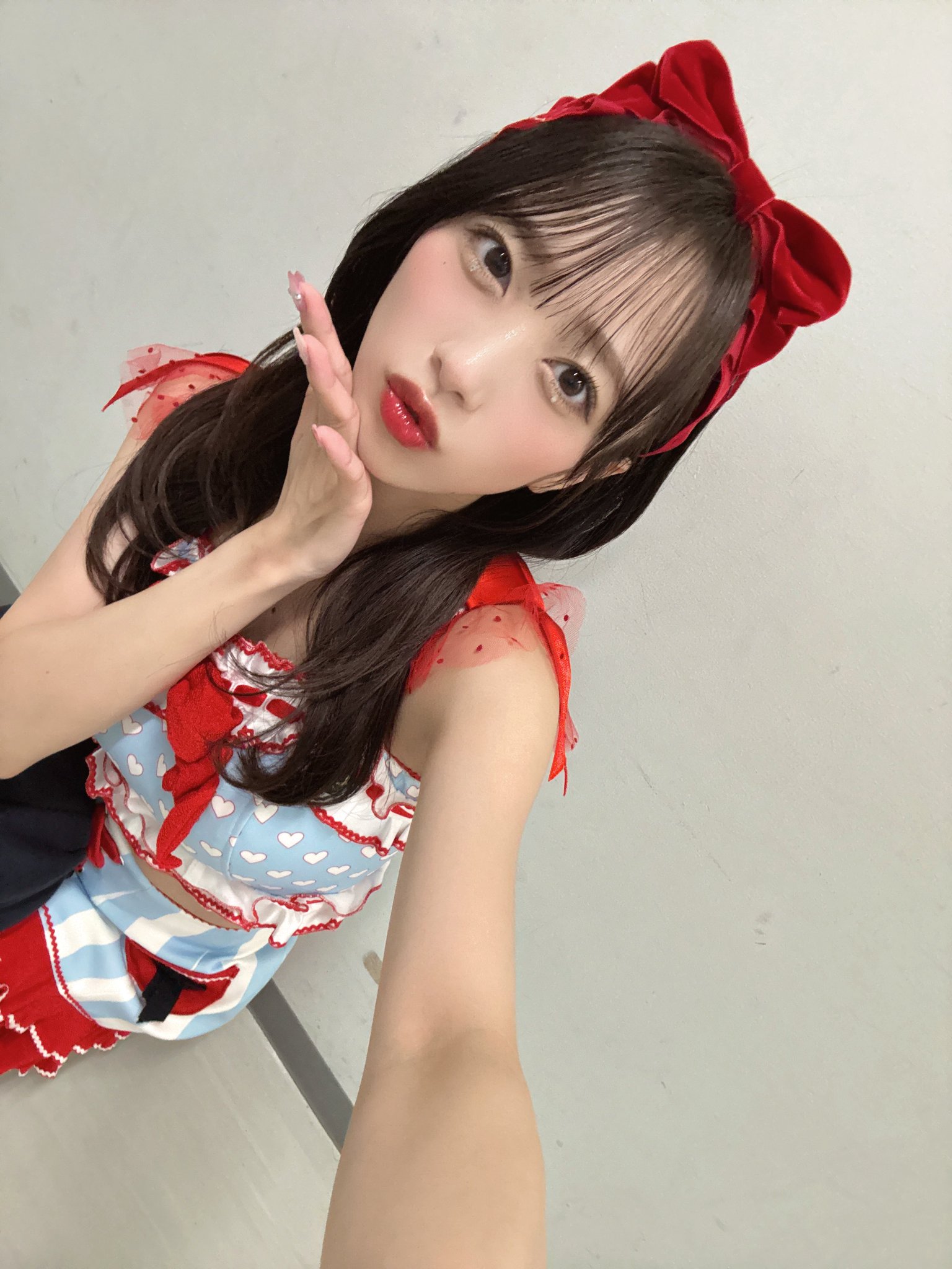 向井地美音 AKB48 TOUR2025 PARTYが始まるよ 生写真ホログラム 向井地 美音 on X: