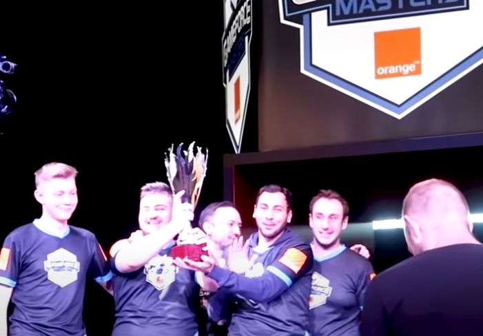 malekCSGO's tweet photo. @beyAzBEAST beyaz arrête je vais ressortir toute ton XP sur CS

personne n'est dupe https://t.co/lH5cjAilor