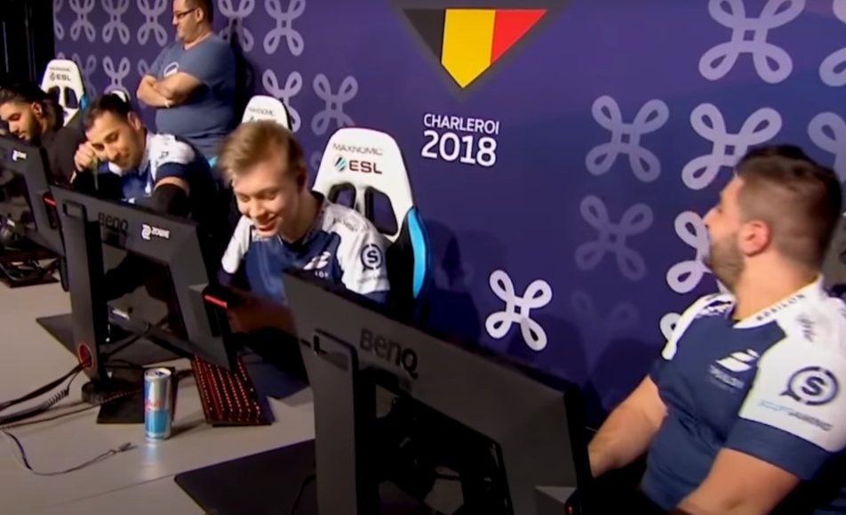 malekCSGO's tweet photo. @beyAzBEAST beyaz arrête je vais ressortir toute ton XP sur CS

personne n'est dupe https://t.co/lH5cjAilor