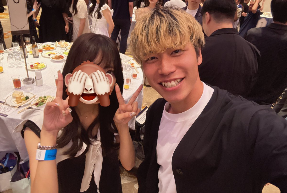 jelly_2s's tweet photo. 成くん帰って来てくれたということで☺️
6年ぶり？の交歓会とっても楽しかった！
猛暑の試合の次の日に参加してくれた選手たちも、同じテーブルだった方もお写真動画お手伝い頂いた方もありがとうございました☺️💙❤️
#fctokyo https://t.co/B0e6cj3has