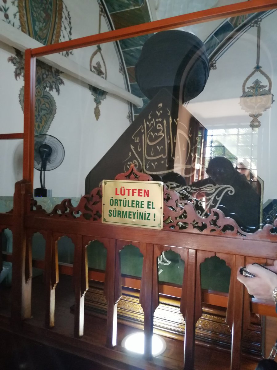 Yerlisi değil, misafiriyiz bu dünyanın.

Unutturma Allah'ım...

Aminn 🤲

Hacı Bayram Veli Türbesi