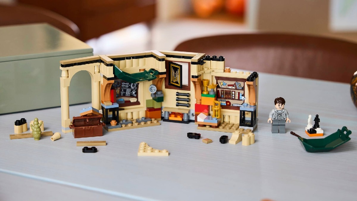 More images of this year’s LEGO Harry Potter Back to Hogwarts gift-with-purchase have been revealed, confirming an important function.

brickfanatics.com/lego-harry-pot…

#LEGO #HarryPotter #LEGONews