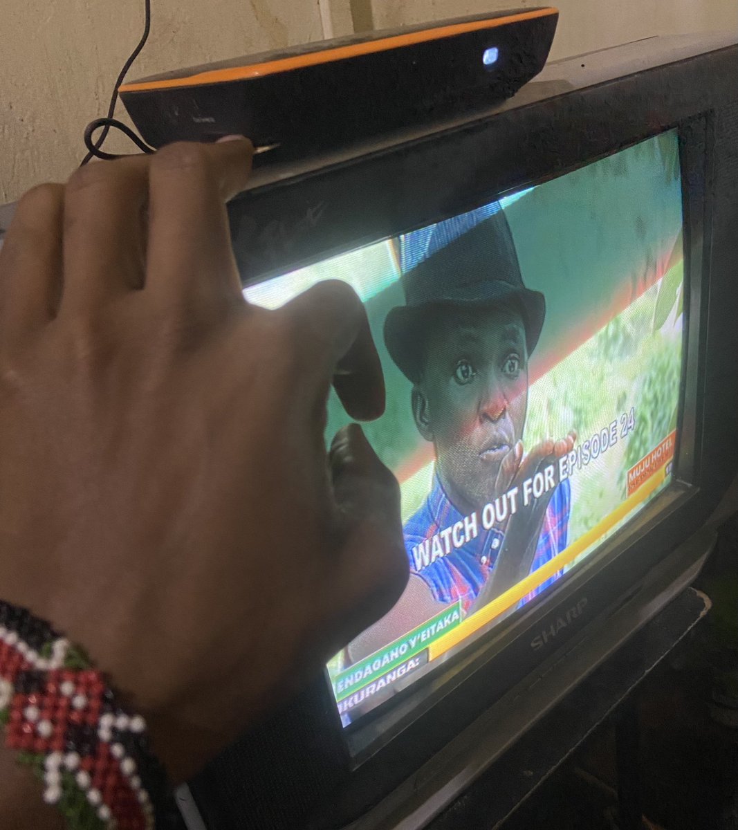 I have already reached home and the cannular has been removed from my hand, I can’t lie I wanted to watch the Arsenal match but I only have startimes though my subscription still active, so I’ll just watch what I have.🙏🏻