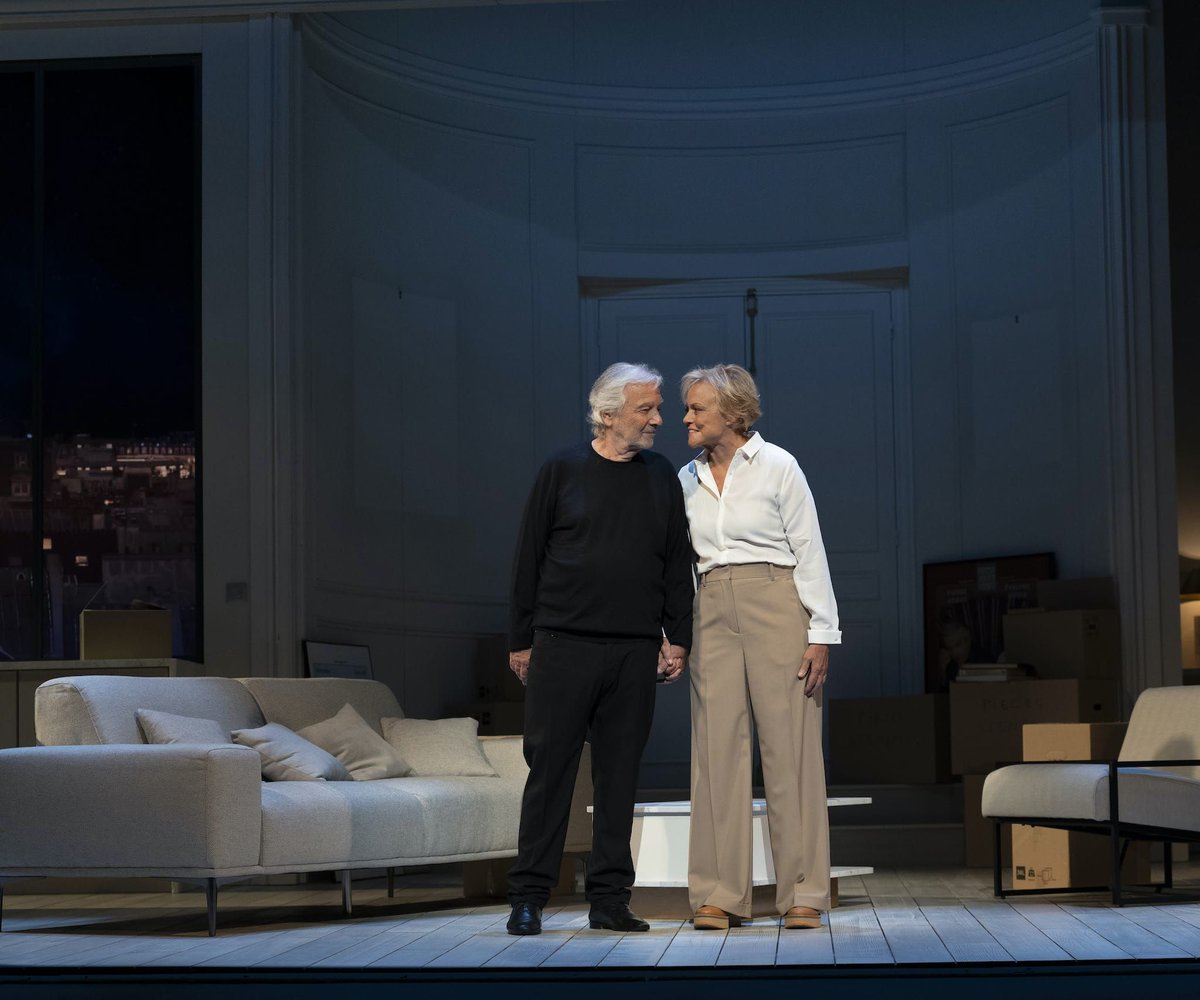Updated Post: “Lapin” ce soir sur Culturebox : quand Pierre Arditi et Muriel Robin jouent leur propre rôle… buff.ly/VZ5l9ZP