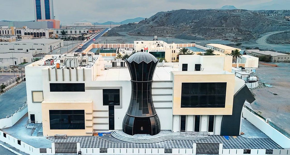 64sevenchess's tweet photo. ⚡️MEGA TOURNAMENT IN FUJAIRAH⚡️

This is the first-ever Fujairah Global Chess Championship - a completely new event in the chess world

Start date: August 25

Get ready for a chess spectacular! Choose your dream team and witness the battle of titans!
https://t.co/WLqE30ruX4 https://t.co/8RPGUs6svN
