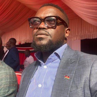 Maverick Aoko (@aokootieno_) on Twitter photo Wait, <a href="/AmakanjiThomas/">Amakanji Thomas</a> is the perennial beggar on X?
The one aligongwa na bus tuka changa, coz SHA ya the Ruto he's praising wasn't working ?
Haha, mayie Aoko
We even chagad ndio Bibi yake azae
Oh sijui "my dad has been shot in Kapedo," tunachanga
Online wankers like Oguda Wait, <a href="/AmakanjiThomas/">Amakanji Thomas</a> is the perennial beggar on X?
The one aligongwa na bus tuka changa, coz SHA ya the Ruto he's praising wasn't working ?
Haha, mayie Aoko
We even chagad ndio Bibi yake azae
Oh sijui "my dad has been shot in Kapedo," tunachanga
Online wankers like Oguda