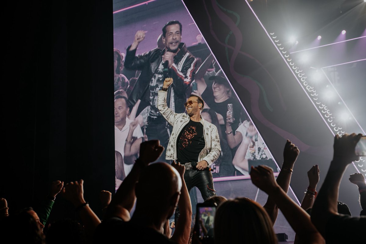 New Kids on the Block tweet media