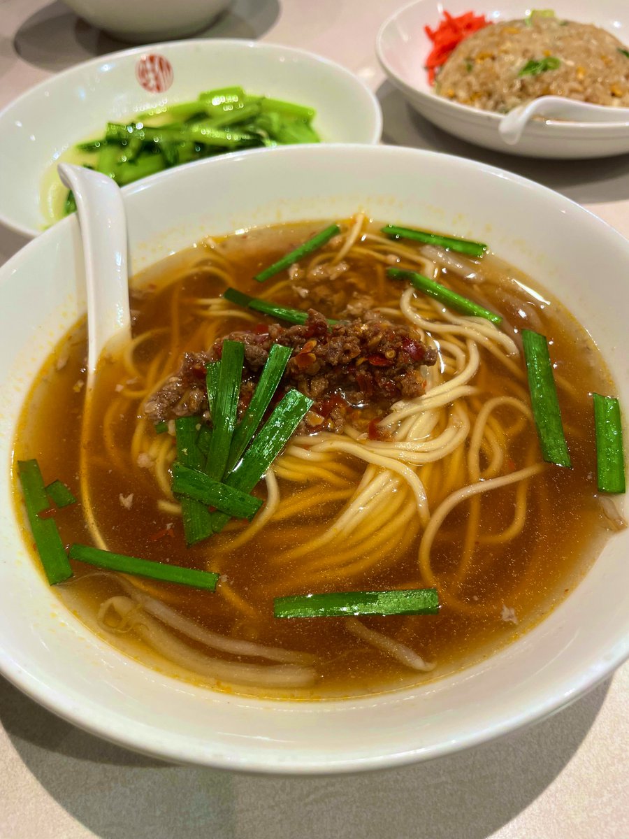 GONDO_TAKASHI's tweet photo. Today's Food
#味仙 #青菜炒め #台湾ラーメン #にんにくチャーハン #ニンニク #misen #taiwanramen #ramen #garlic #friedrice #名古屋 #nagoya #今池 #imaike https://t.co/sTQyAOybdi