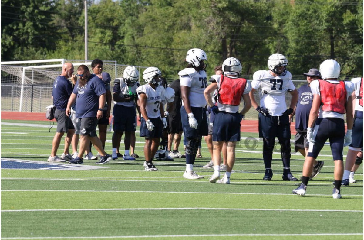 kadentank77's tweet photo. Navy/White scrimmage ✅ it’s all starting to hit me now… this is really the last ride with my boys! I can promise ya’ll I’m going to give ya’ll everything I’ve got this season!! LETS GET IT!!!

@THEShawneeFB #THEstandard #THEshawnee 
#THEpackISback 🐺 https://t.co/L8S8K9dJEM