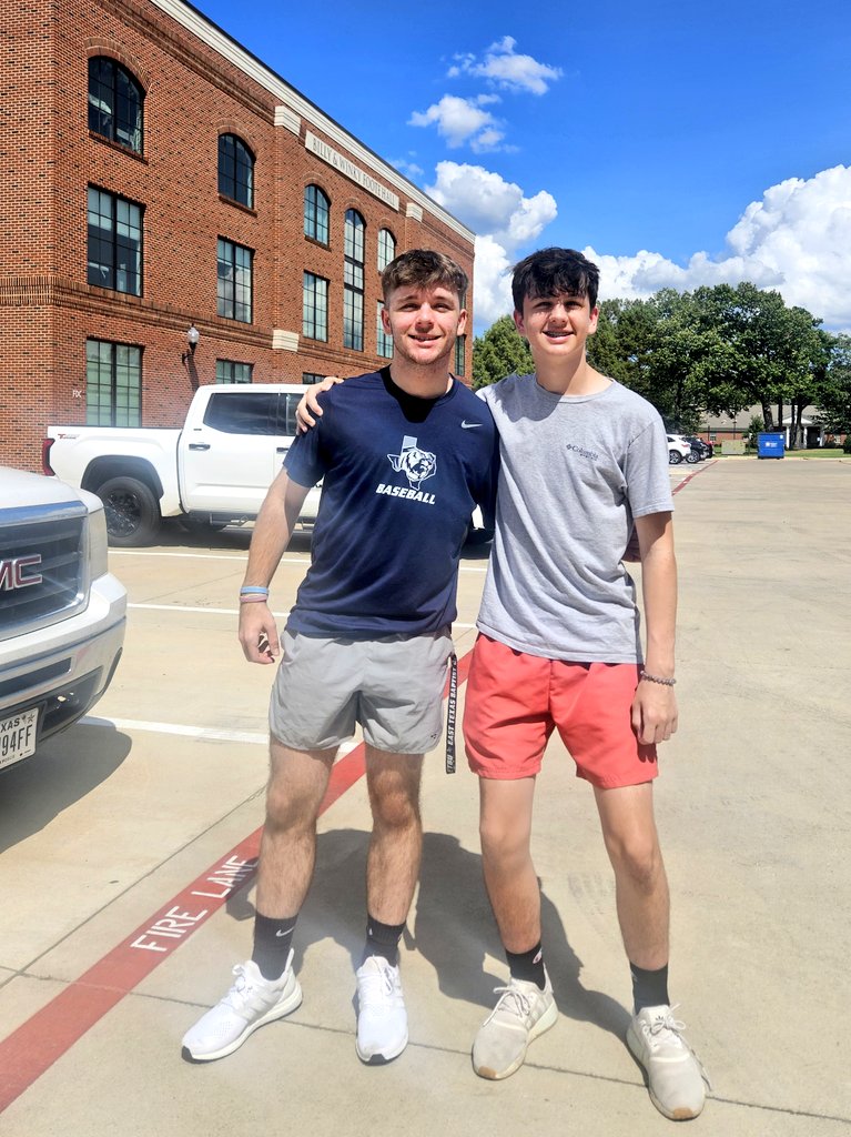 Forrest Davis tweet media