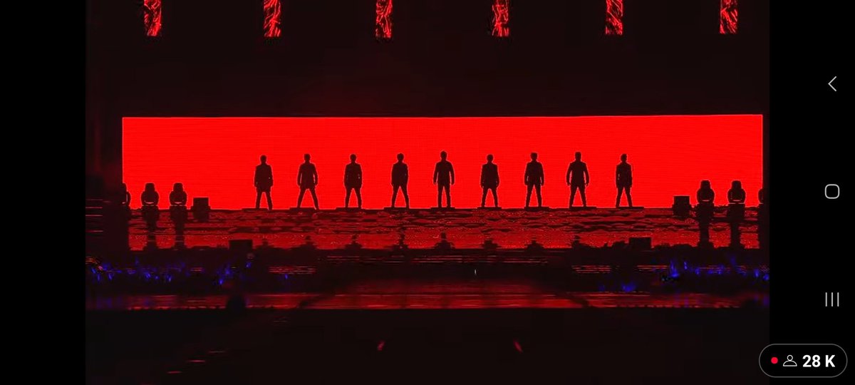 Zusuky07's tweet photo. Ss4✅️  Mi favorito!!! Hasta el momento 😉  Estoy disfrutando tanto ver los Ss completos, gracias @SJofficial por este regalo!!!  Por ustedes diario a las 3 30 am 💙
#Superman #SUPERSHOW4 #superjunior  en camino al #SS10 https://t.co/9yLDWtrHk9
