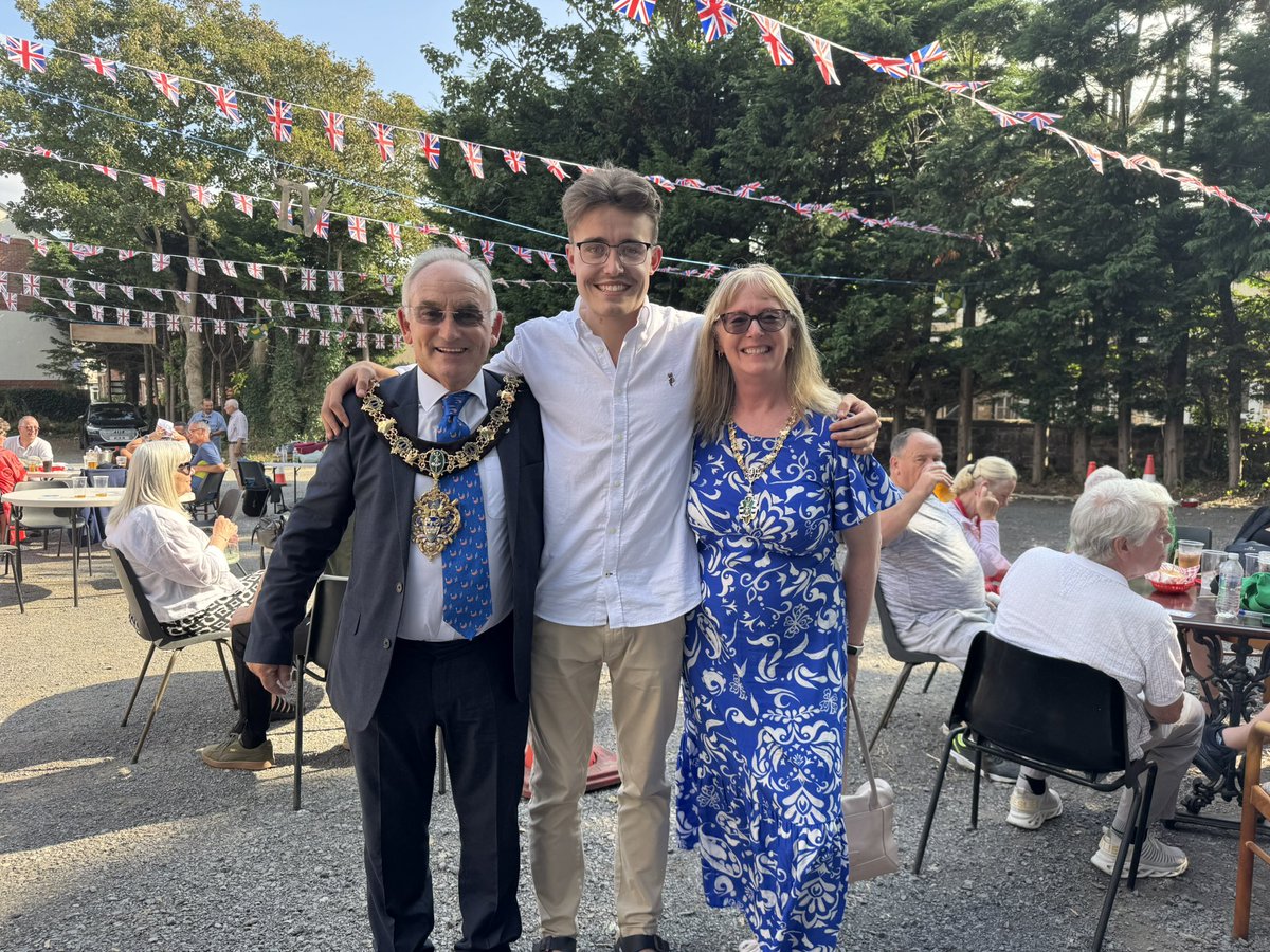 Always a pleasure, Mr Mayor. 🇬🇧 #vjday2025
