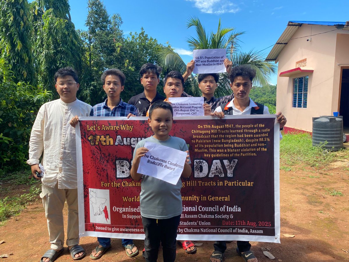 ToritCkz's tweet photo. 17th August "BLACK DAY" observed by  the Chakma Students of Guwahati over the unfair partition and making the Indigenous Community of CHT to be under East Pakistan. Thought they wanted to be Indian but forced to be under Pakistan. https://t.co/RjKRILoXkX