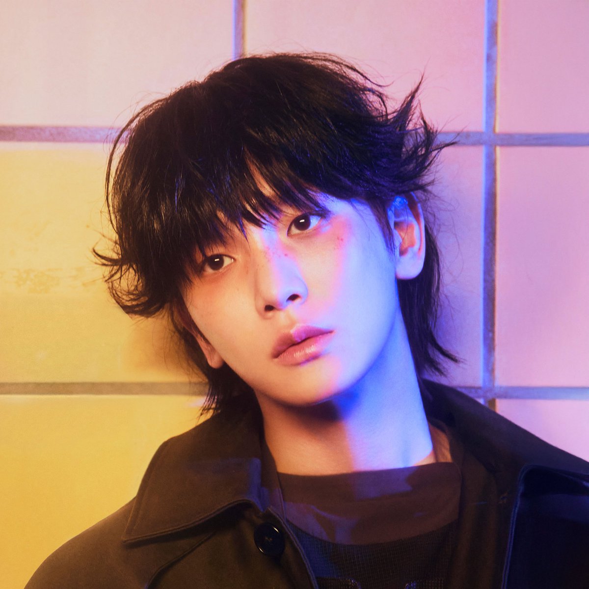 koreansales_twt's tweet photo. #KEY has now sold 680,000 copies on Hanteo with all his albums. https://t.co/x6TsdxMiYA